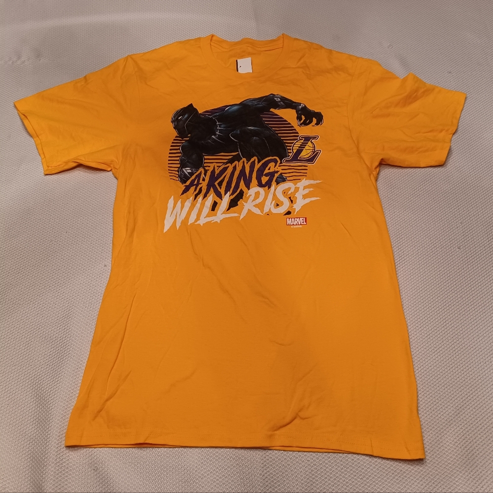 Mens LA Lakers T-Shirt SMALL Yellow 🆕 Los Angeles Cotton Shirt 🏀 NBA